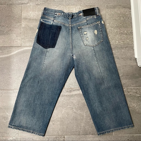NEW Givenchy Cropped Distressed Jeans, Size 30 - Picture 8 of 9